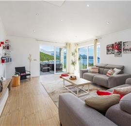 Luxury 5 Bedroom Beachfront Villa near Dubrovnik, Sleeps 11-12